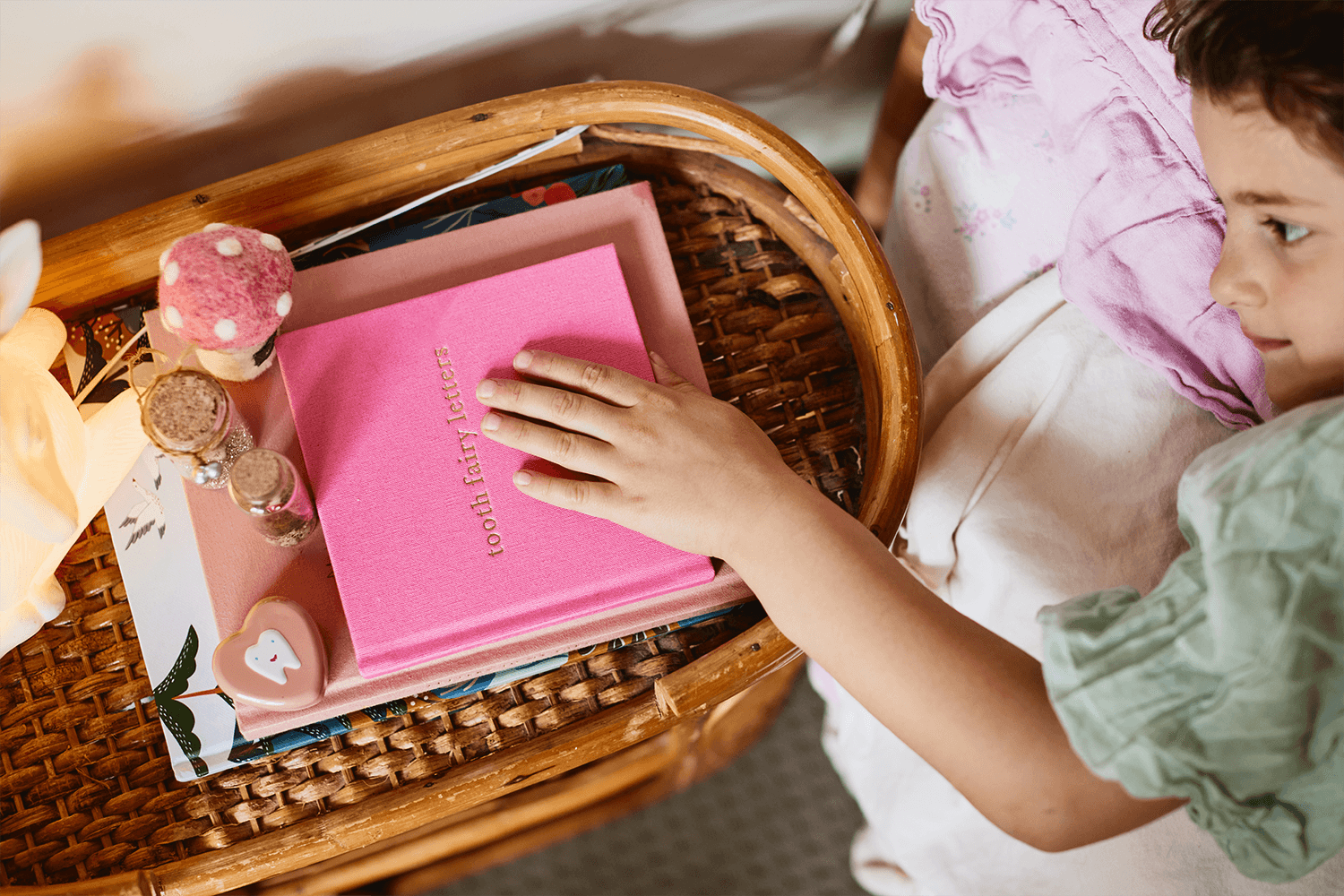 MAKE CHILDHOOD MEMORIES WITH A TOOTH FAIRY JOURNAL