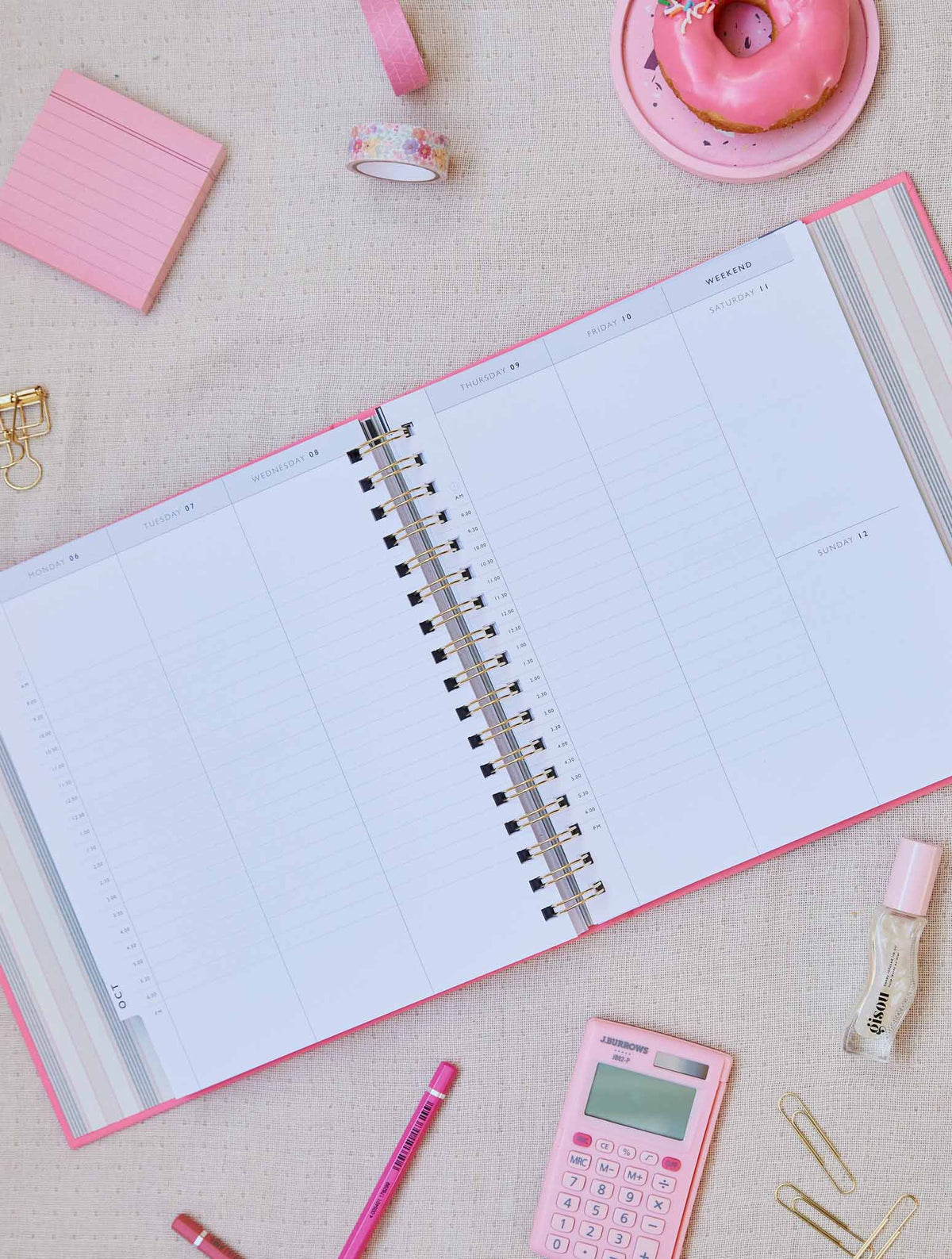 2025 Daily Hustle Planner + Open Book Grey Bundle + FREE PEN PACK!