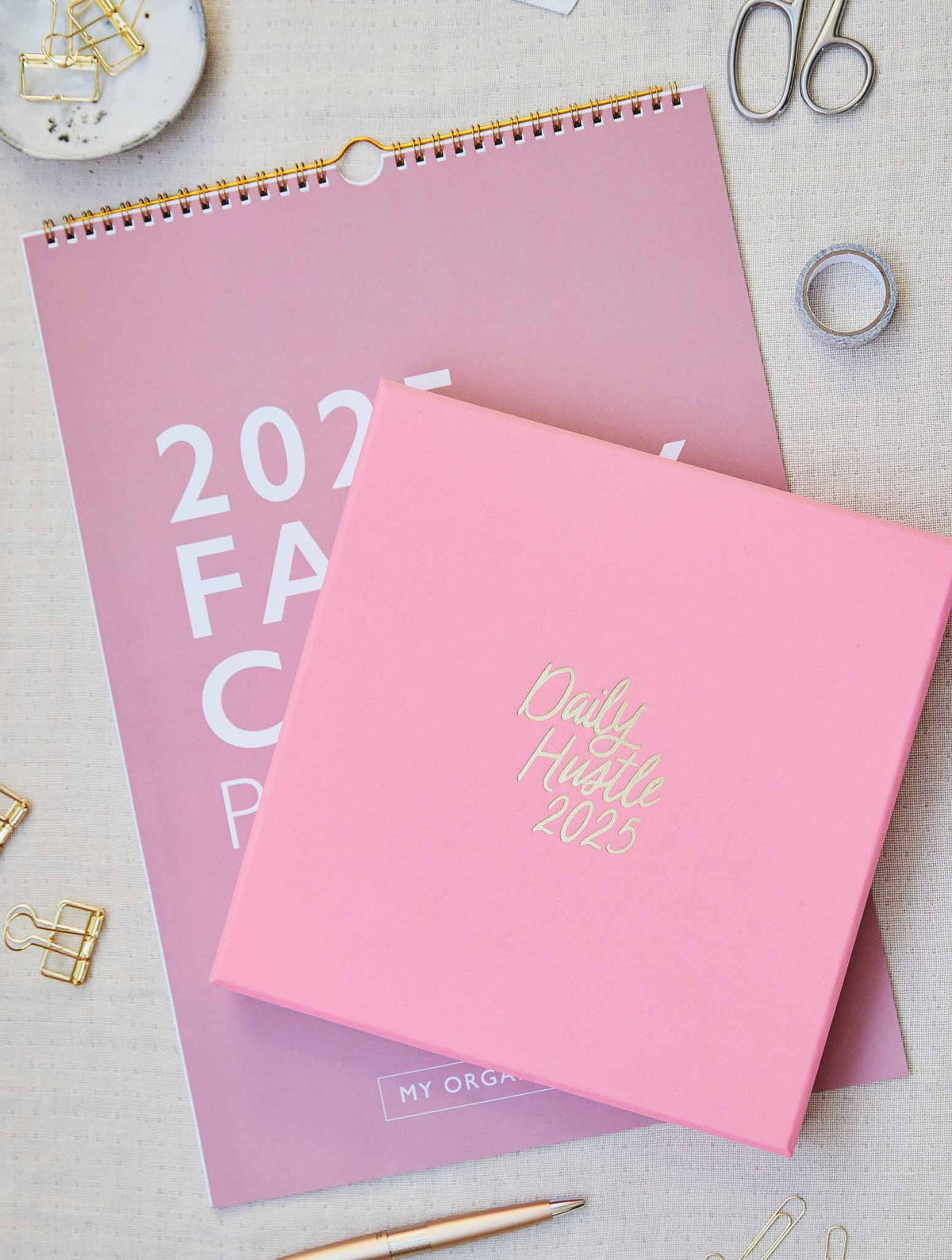 2025 Family Chaos + Daily Hustle Planner Bundle + FREE GIFT!